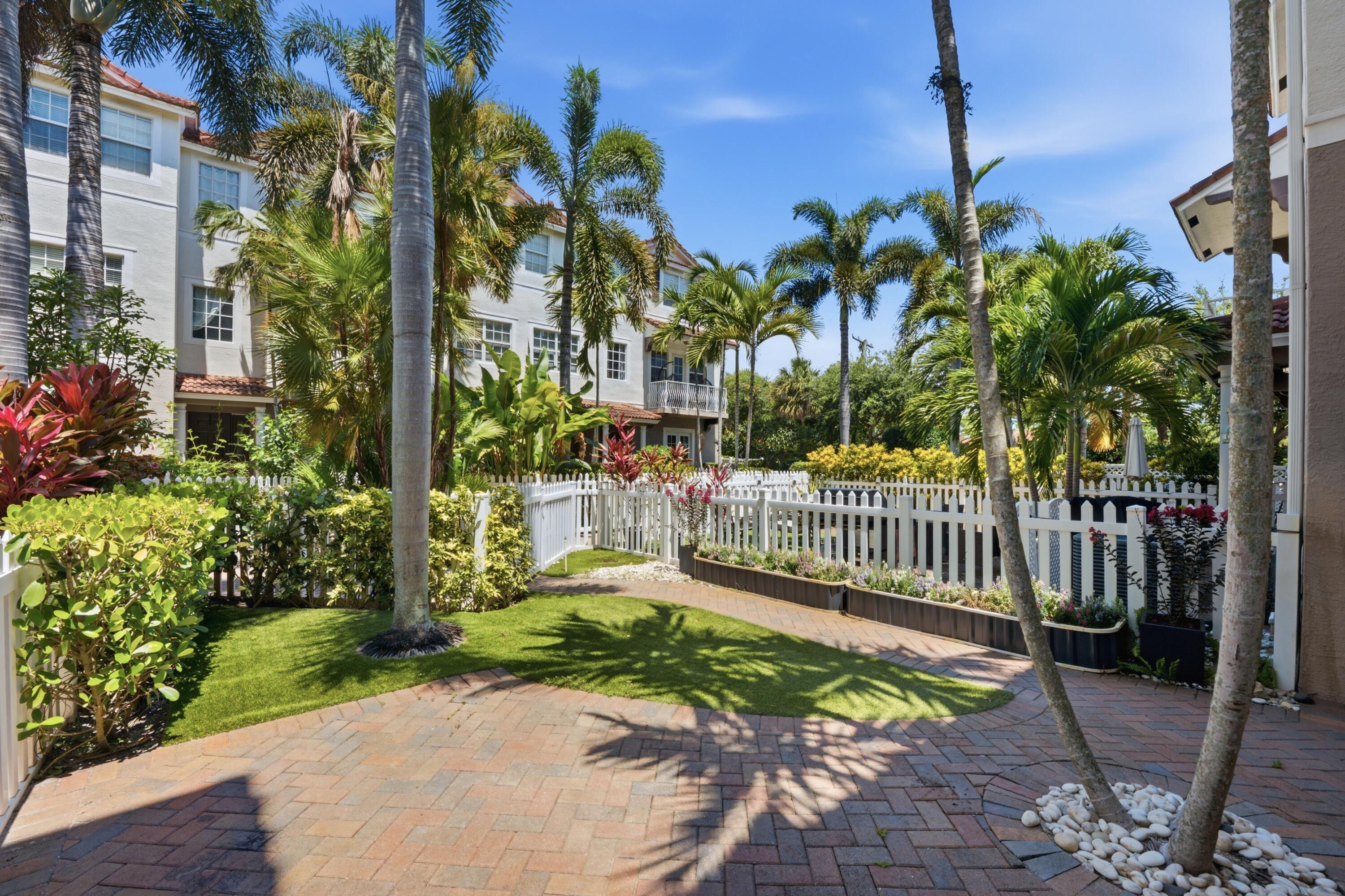 Image 3: patio2