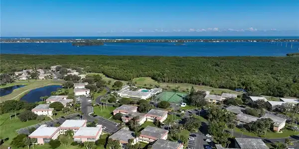 38 Vista Gardens Trail # 204