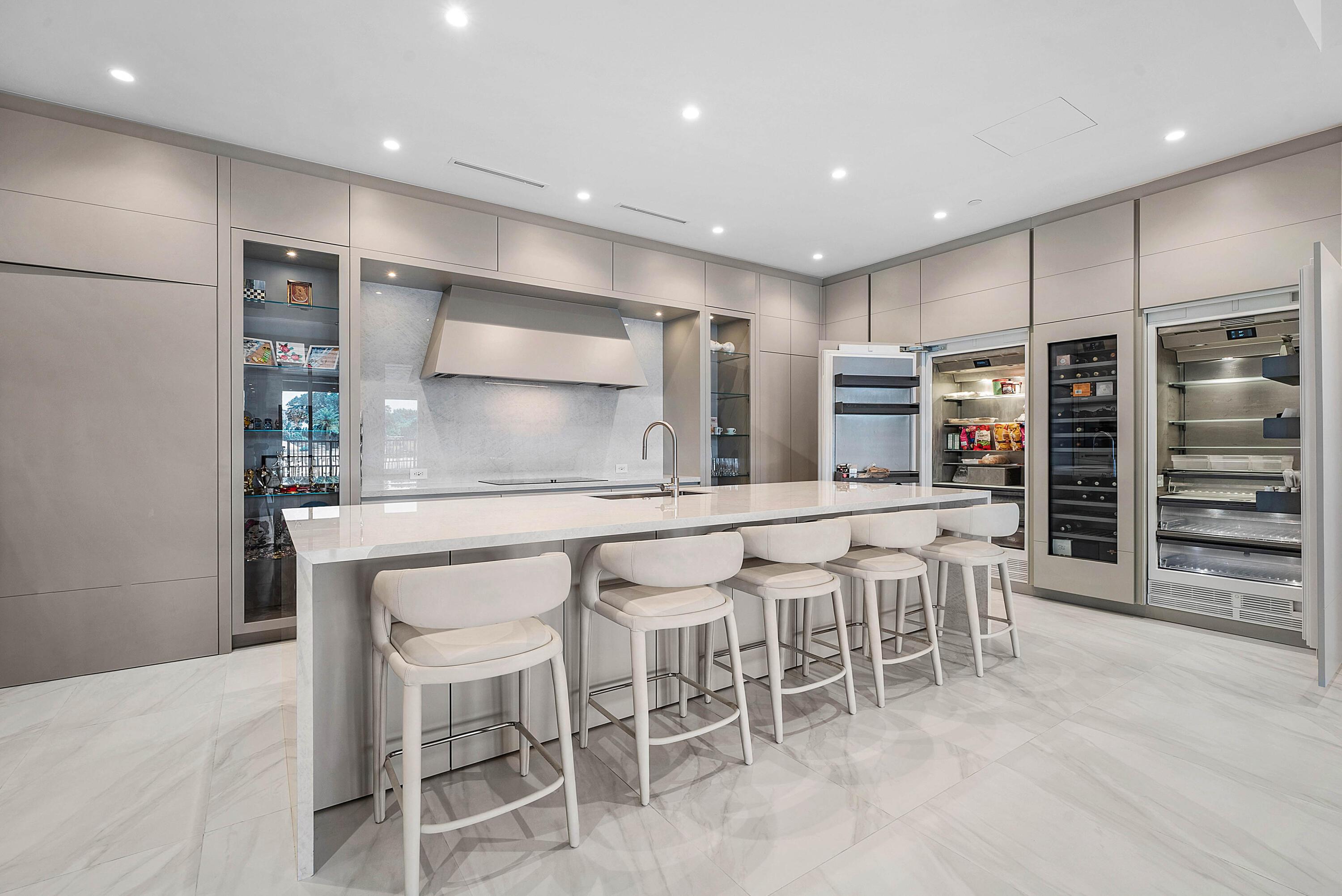 Image 1: Kitchen