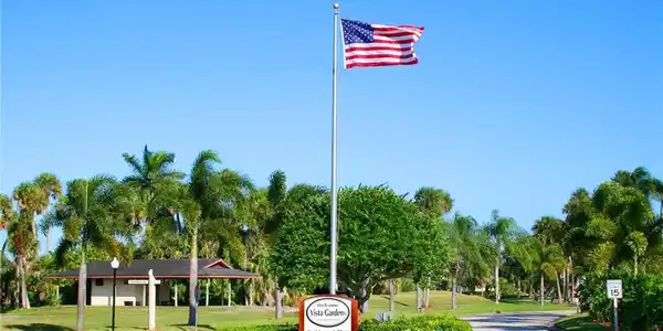 4 Vista Gardens Trail