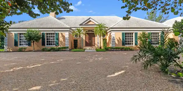 154 S Beach Road