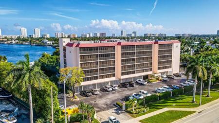 740 S Federal Highway