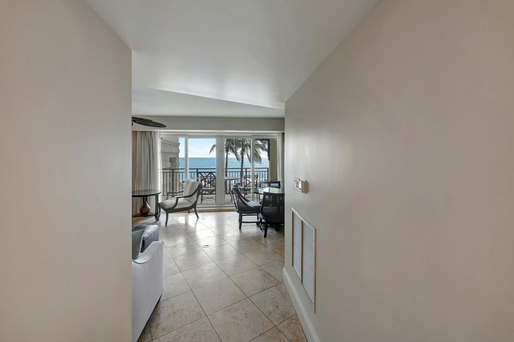 Image 2: 3500 Ocean Dr Unit 206 Vero-print-003-00