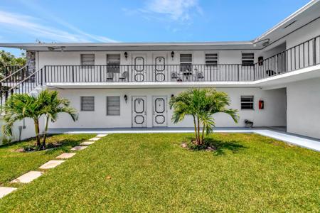 1127 S Federal Highway