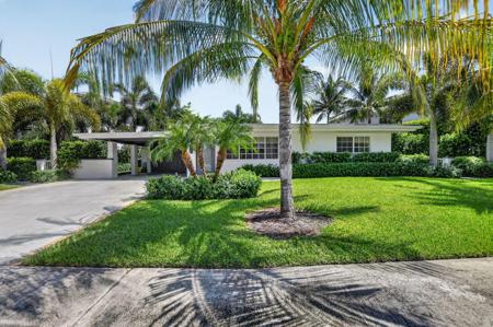335 NE 7th Street