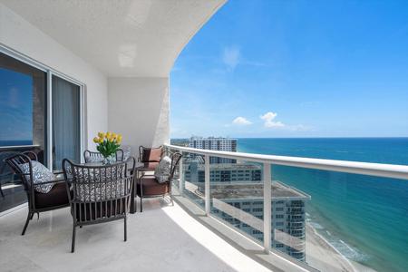 3200 N Ocean Blvd