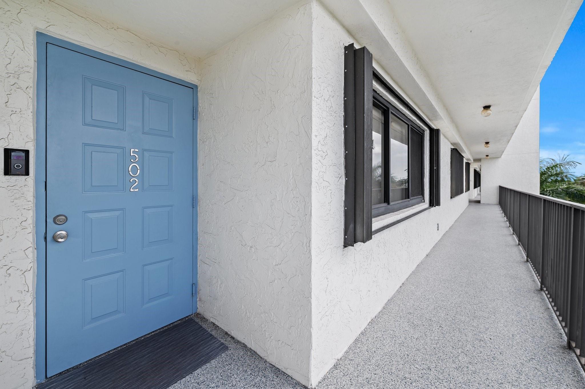 Image 3: Photo 3