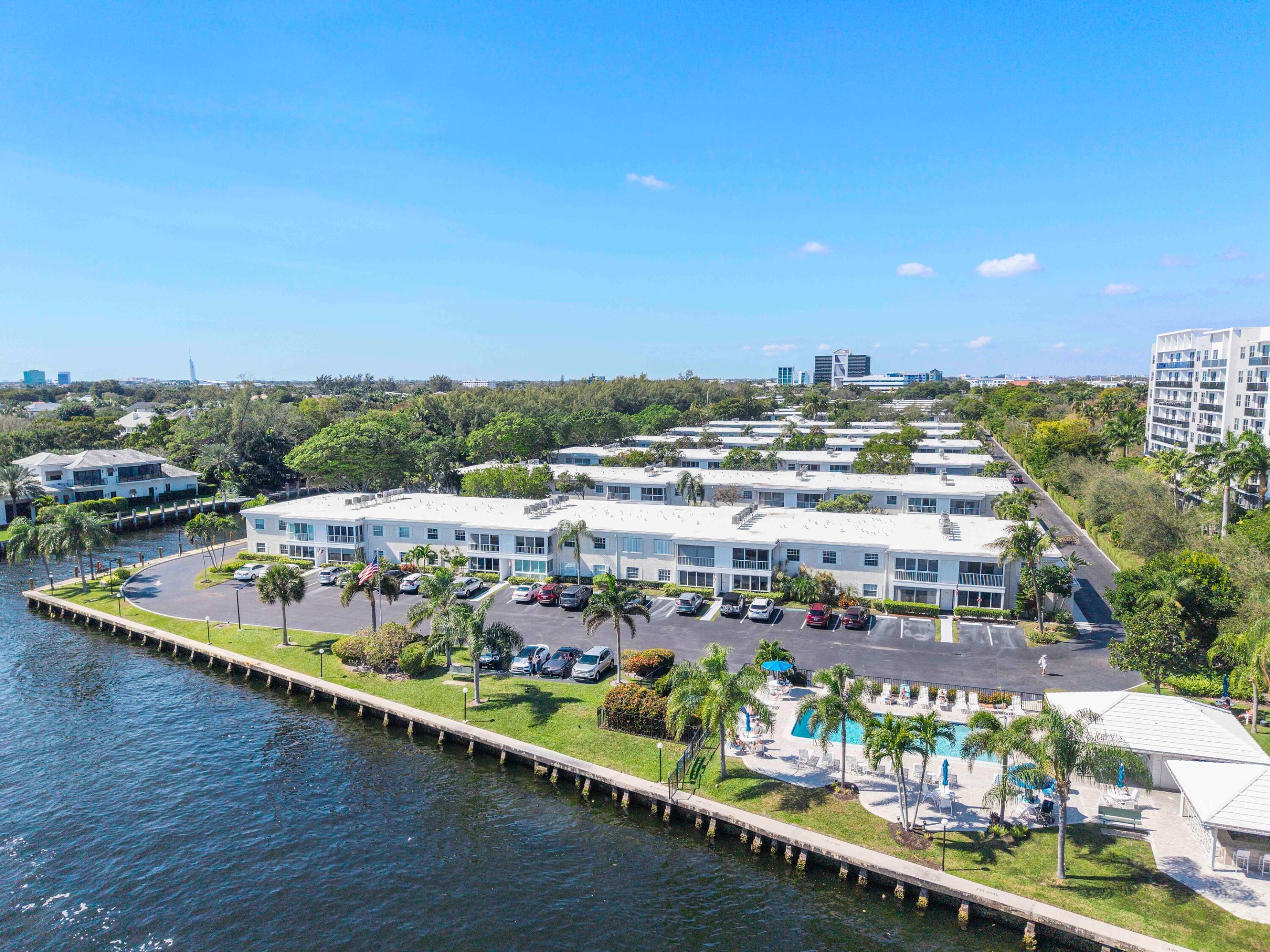 Image 4: 6517 Bay Club Dr unit 4_012