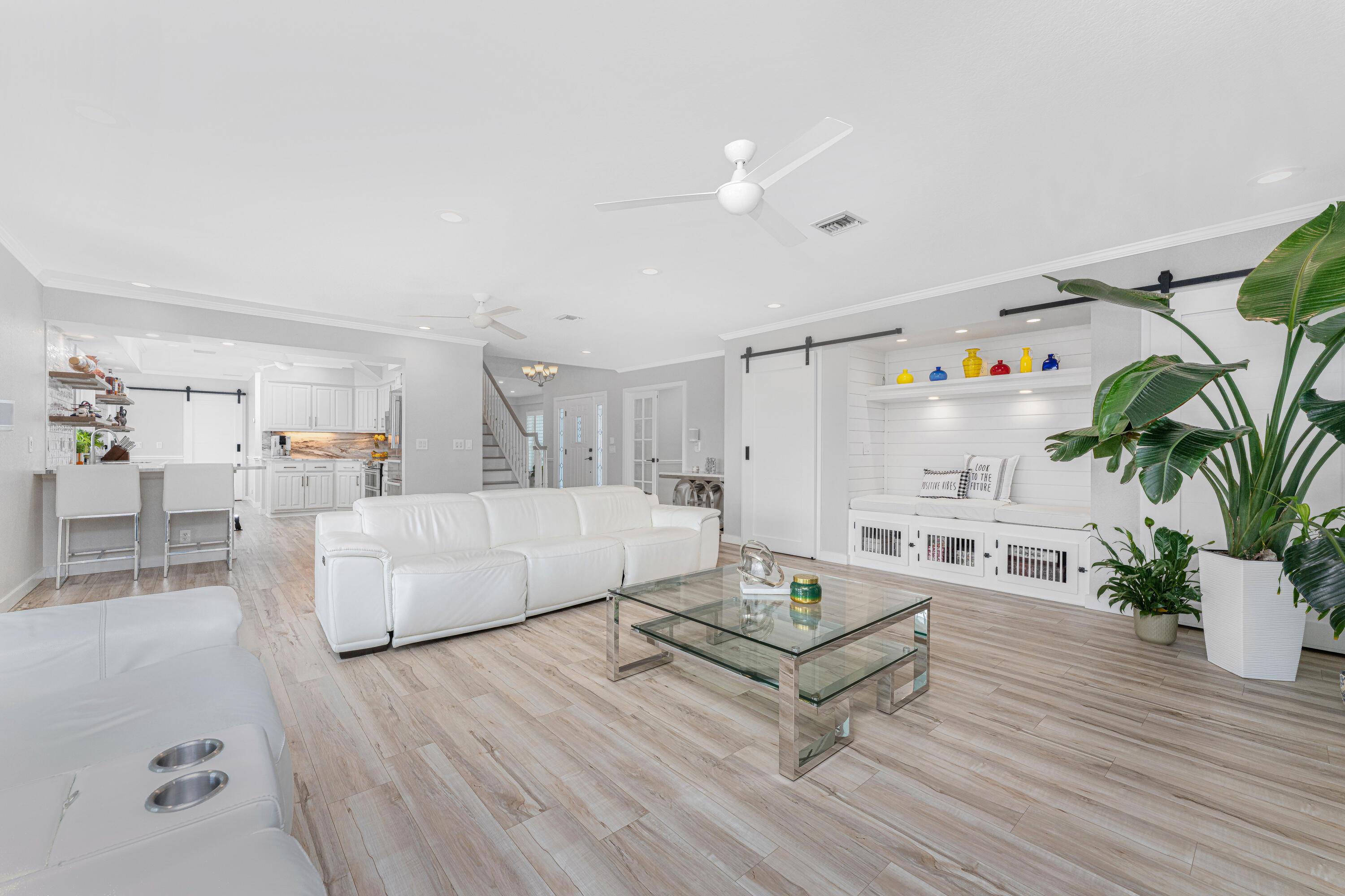 Image 2: Family Room