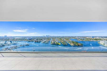 153 N Seabreeze