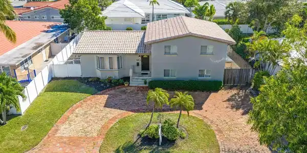 4850 NE 28th Avenue