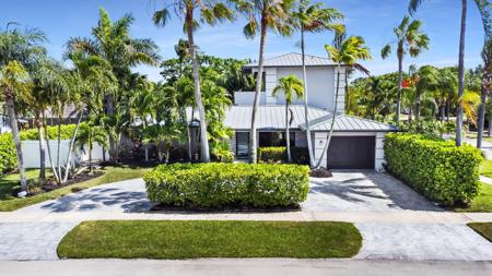 1100 SE 5th Court