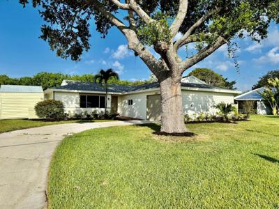2143 4th Court SE