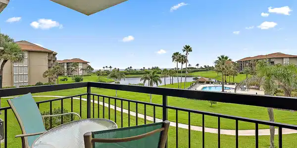 Image 4: Balcony View