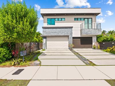 315 NE 15th Avenue