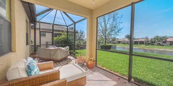 283 SE Courances Drive