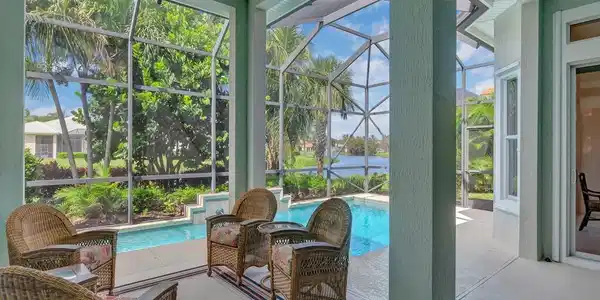 1384 W Island Club Square