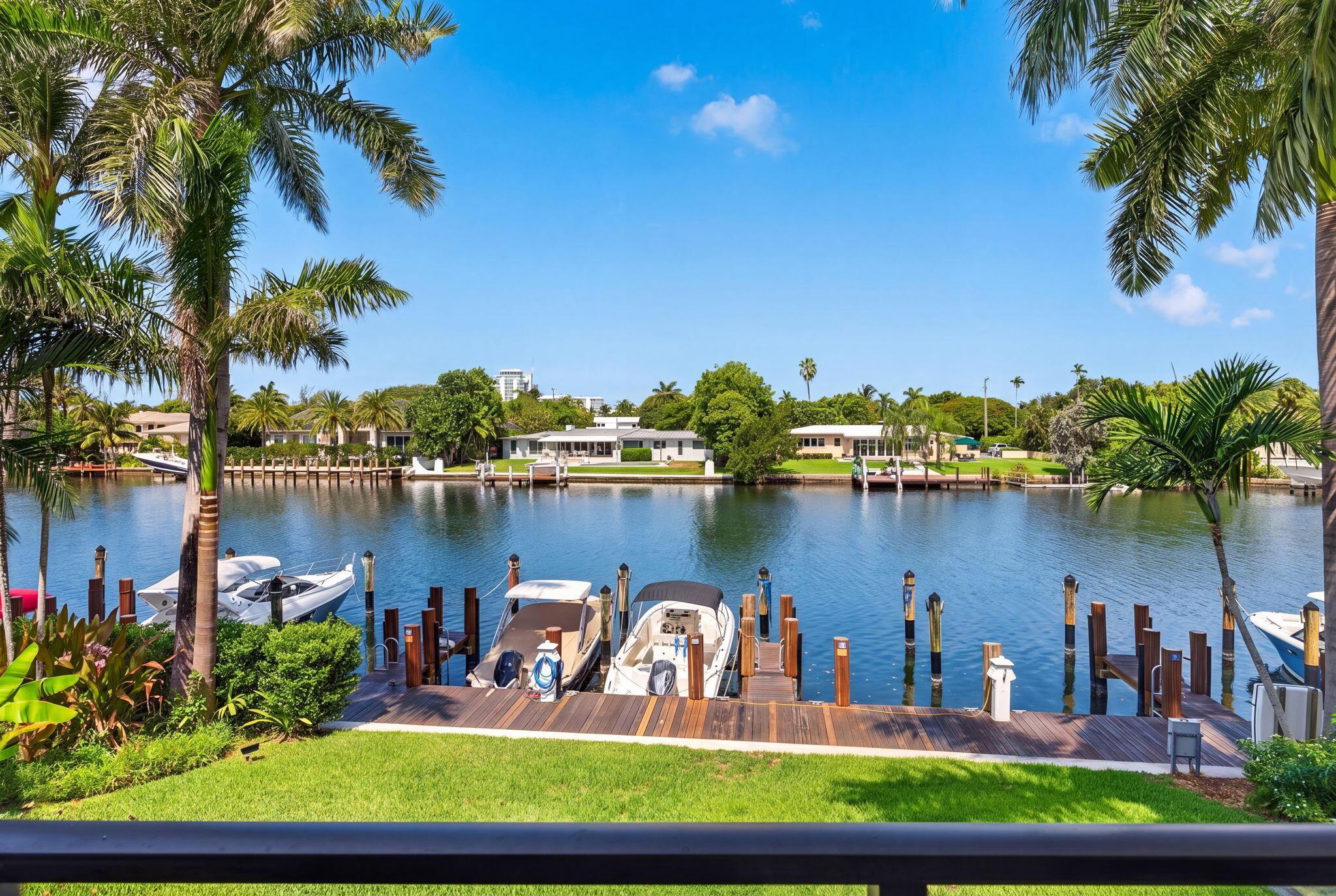 Image 3: back area on intracoastal