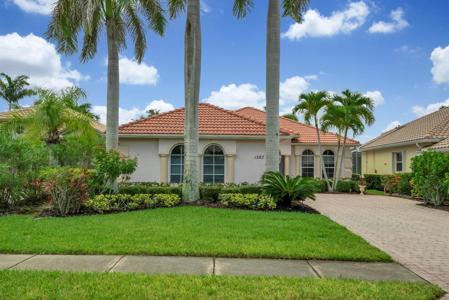 1287 NW Mossy Oak Way