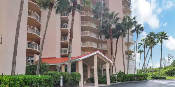 Image 2: BUILDING FRONT ENTRANCE