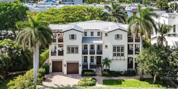 1108 Coconut Row