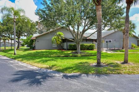 4003 NW Cinnamon Tree Circle