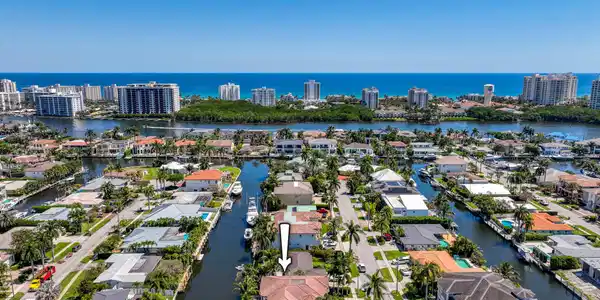 809 NE 71st Street