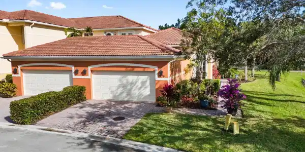 2379 SW Island Creek Trail