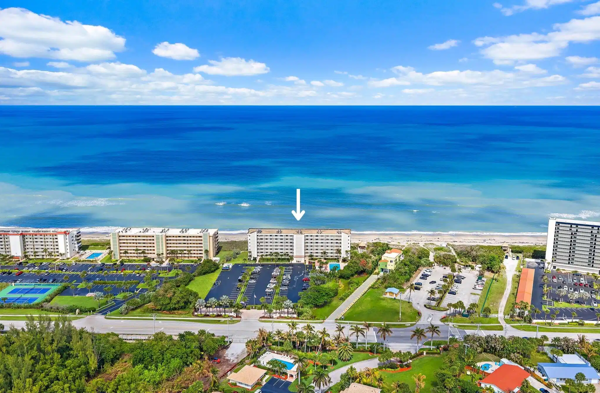 Image 1: Oceanrise 205 Aerial 7