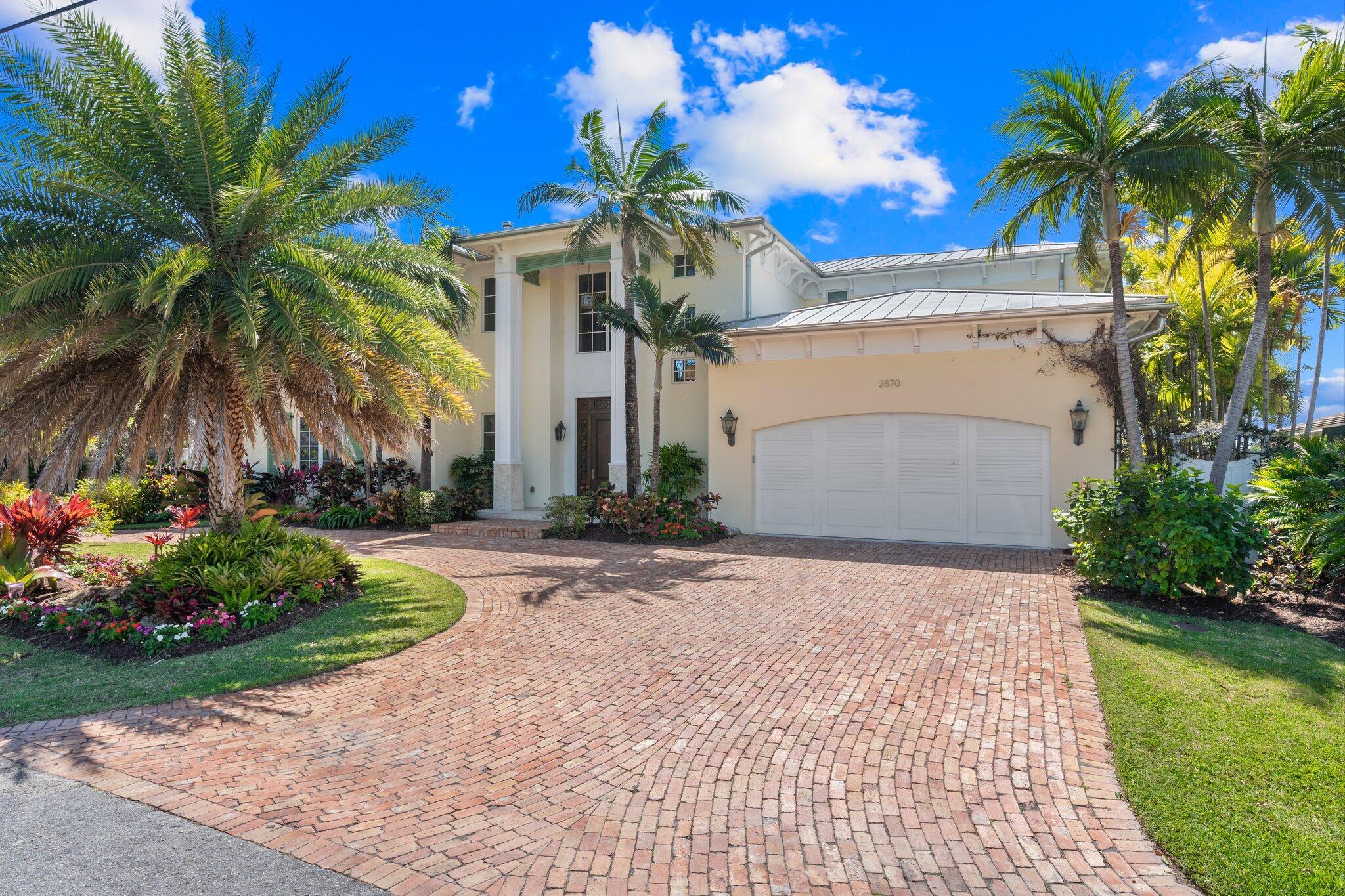 Image 4: 3-web-or-mls-2870 NE 24th Pl Fort Lauder