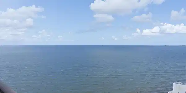 Image 3: Expansive Southeast Ocean View from large balcony