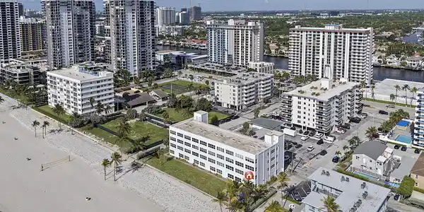Image 2: 1801 S. Surf Rd - - 2A - 070