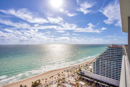 153 N Seabreeze Boulevard