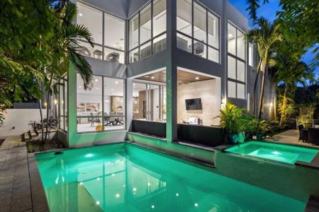 1005 Bucida Road