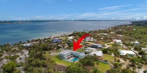 Image 3: aerial4.jpg-SMALL