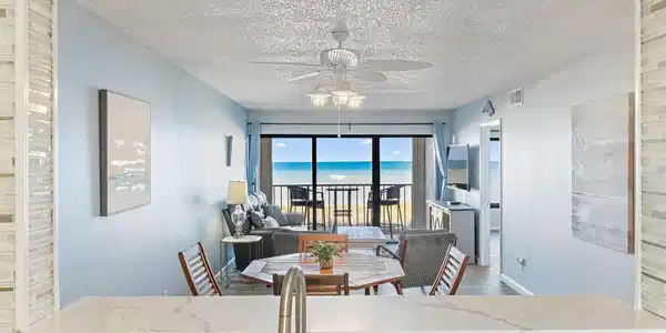 Image 3: 031-10310SOceanDr-205-JensenBeach-SMALL