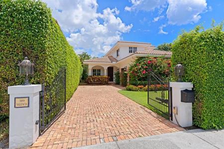 309 Valencia Road