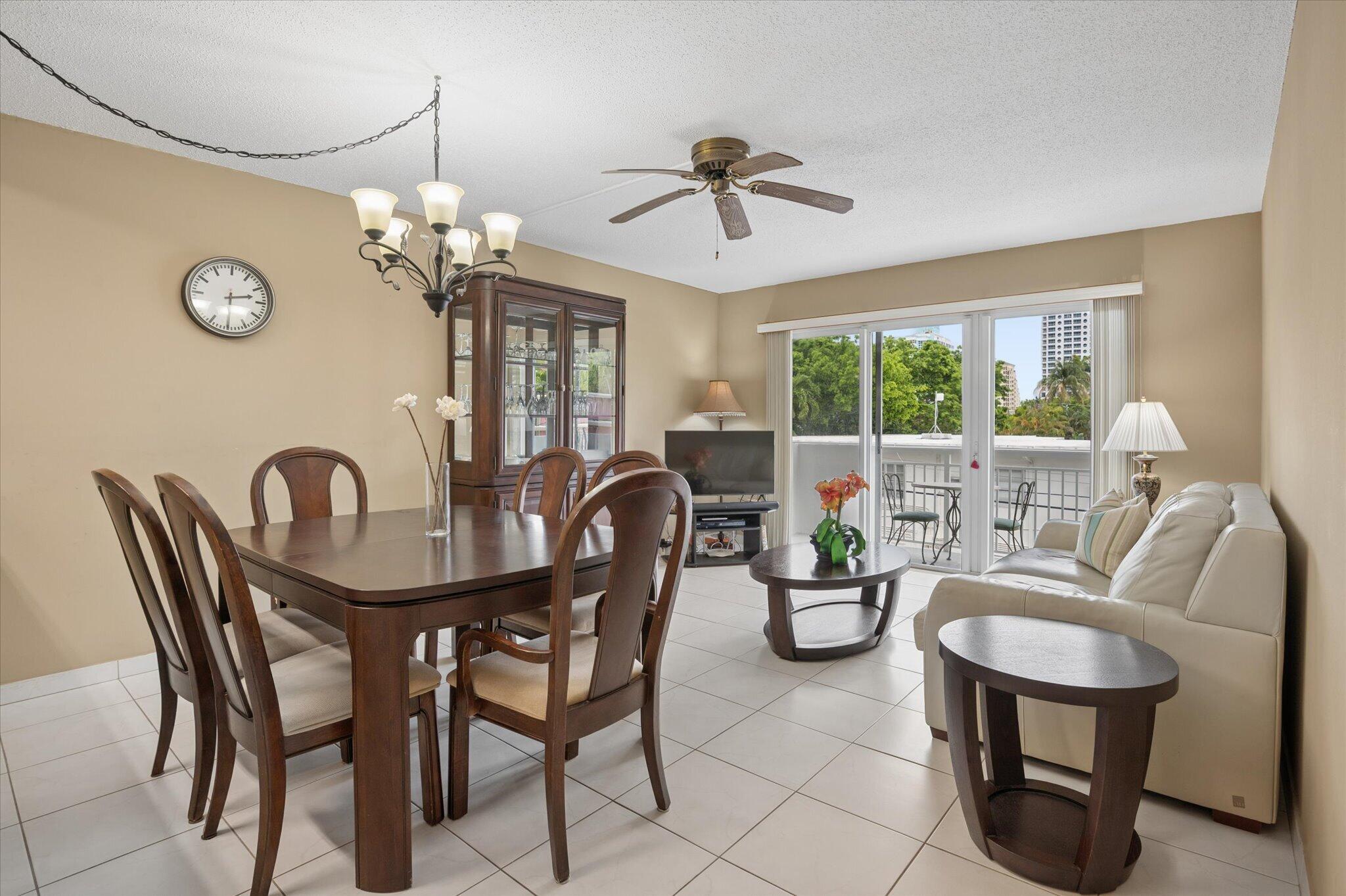 Image 2: 02-Carbonara-550 Bayshore Dr #314-2