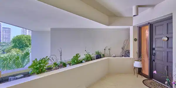 Image 4: Entry to Home