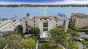 1202 S Lake Drive