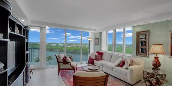 4750 S Ocean 805 Boulevard