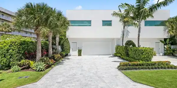 3000 Banyan Road