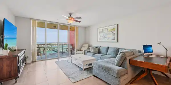2640 Lake Shore Drive