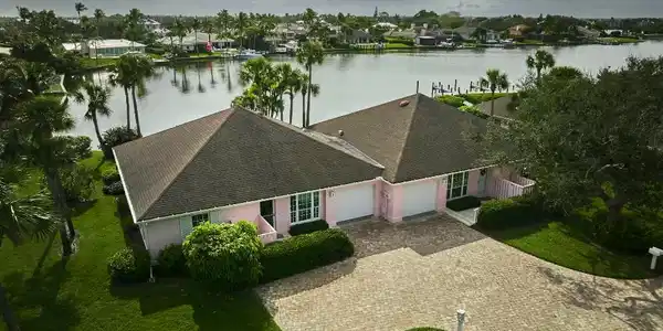 300 Harbour Drive
