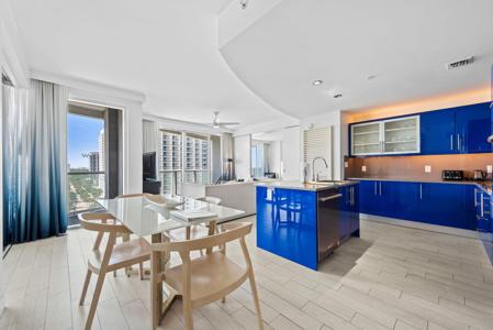 3101 Bayshore Dr