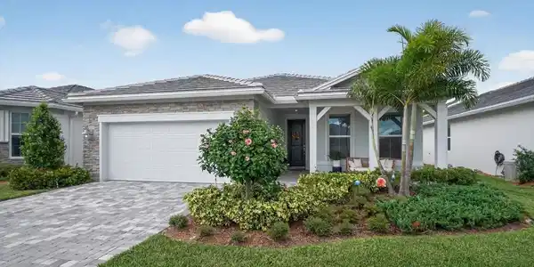 1161 Haven Circle