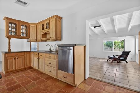 2580 SE 5th Court