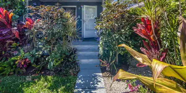 219 S L Street