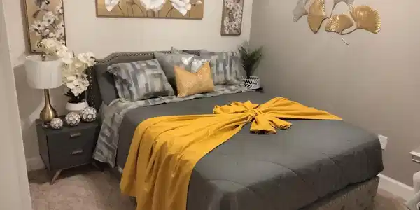 Image 3: roro bedroom 2