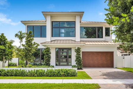 445 NE 11th Avenue